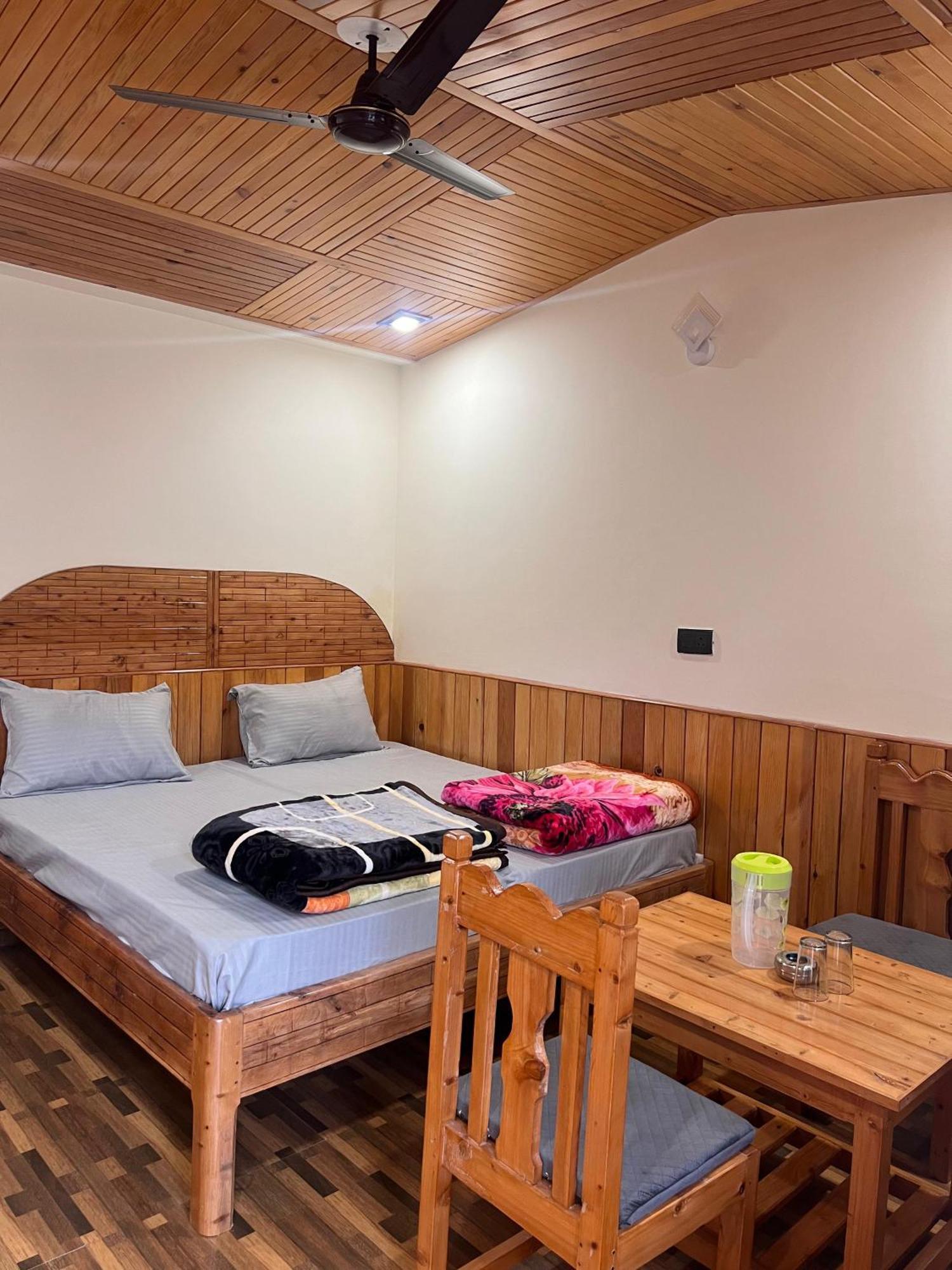 Binsar Royal Homestay Dhaulchhina, อัลโมรา ภายนอก รูปภาพ